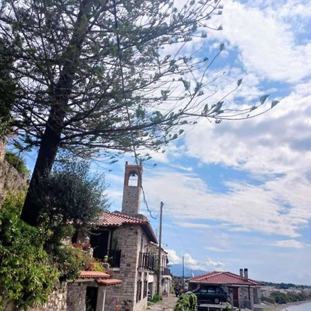 شقة Stone Clock'S House نافبكْتوس المظهر الخارجي الصورة
