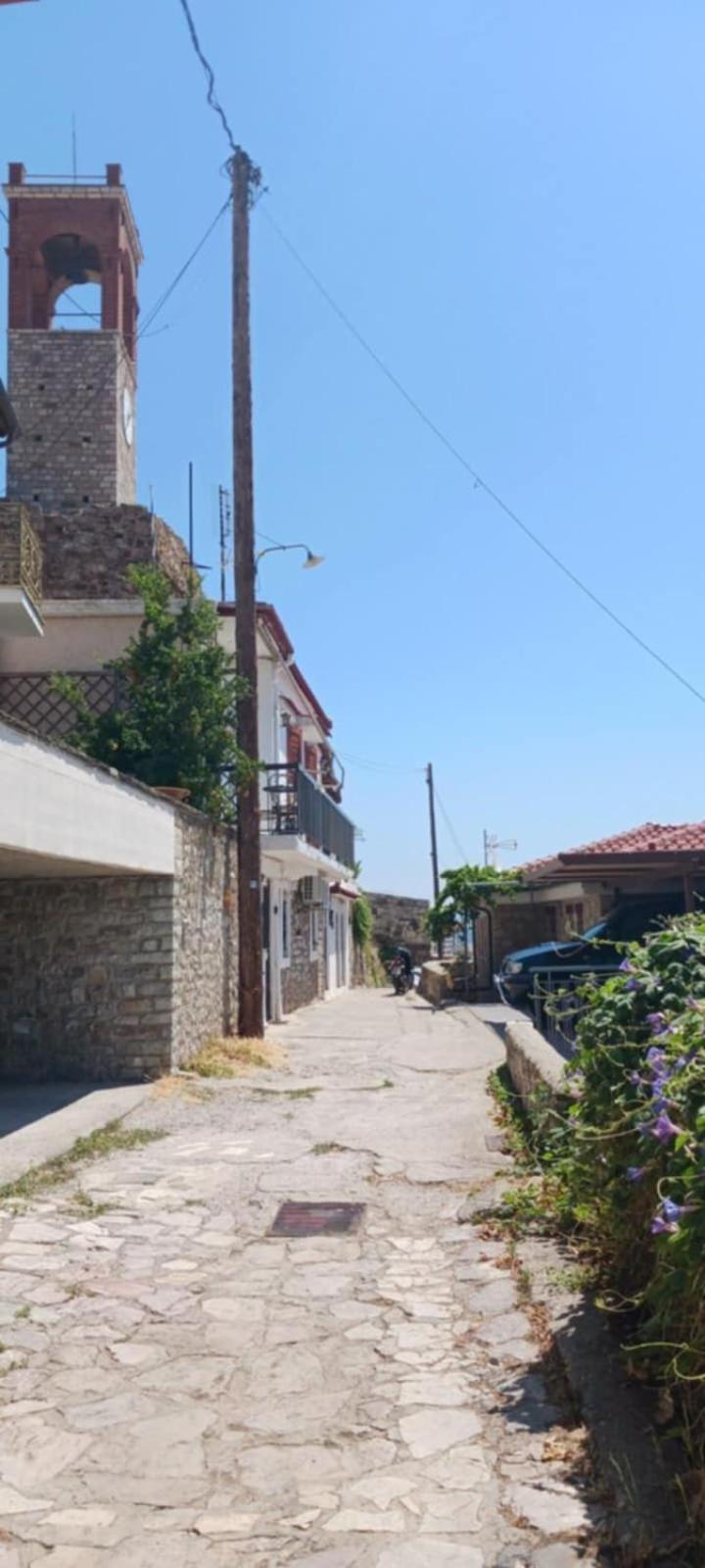شقة Stone Clock'S House نافبكْتوس المظهر الخارجي الصورة